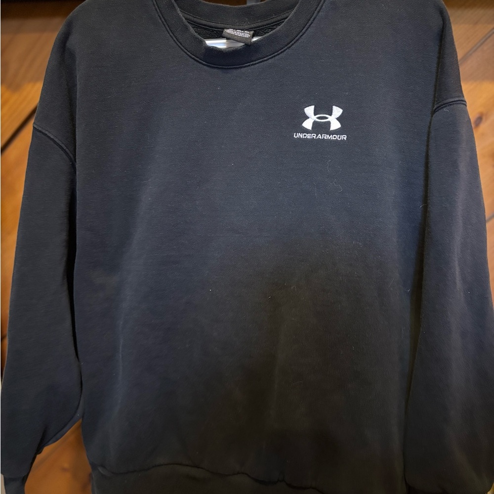 Under Armour Women’s Black Crew Neck Sweatshirt